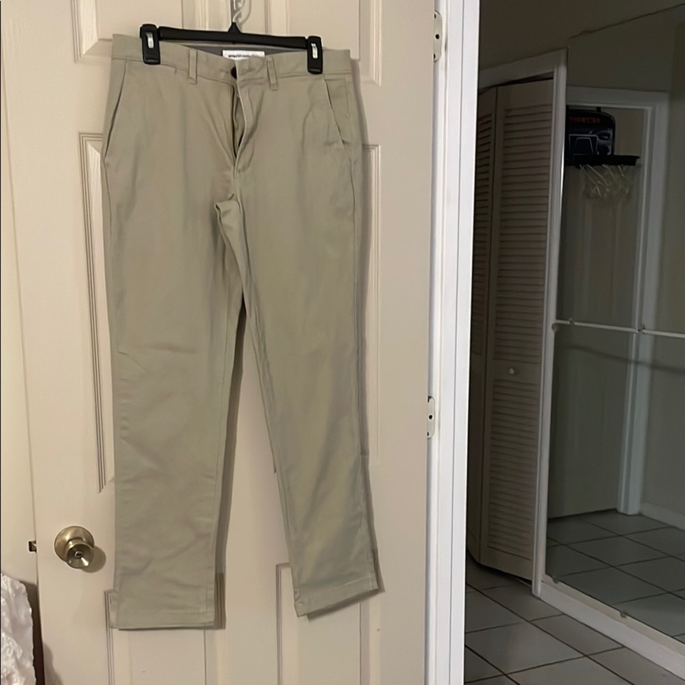 Amazon Essentials Men's Khaki Chinos